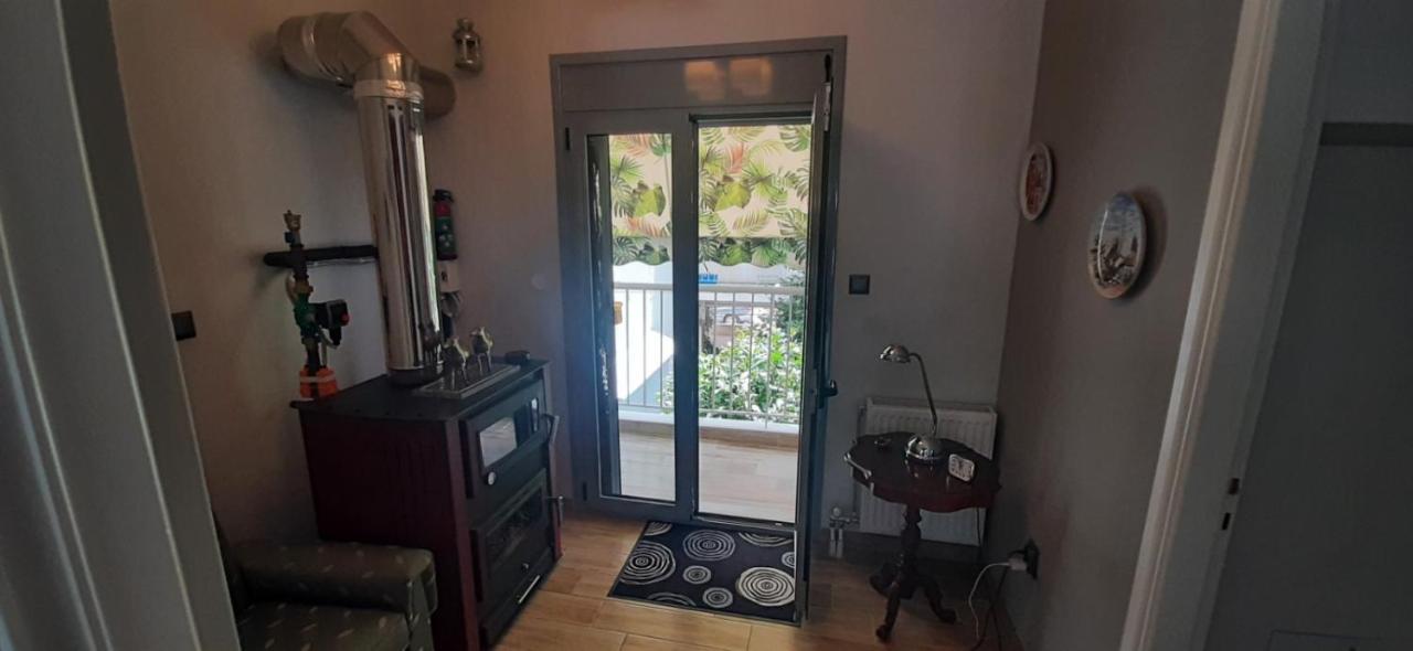 Stylish Apartment Close To Rafina Port Εξωτερικό φωτογραφία