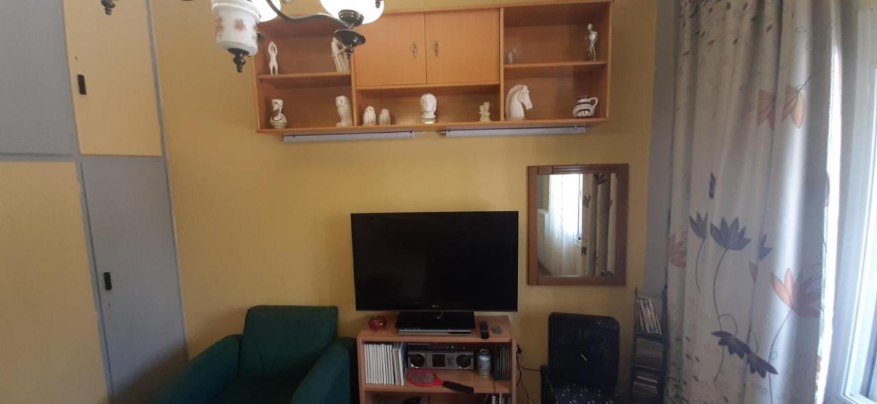 Stylish Apartment Close To Rafina Port Εξωτερικό φωτογραφία
